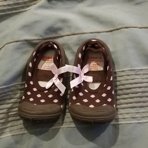 Skidders  shoes. Size 24 months